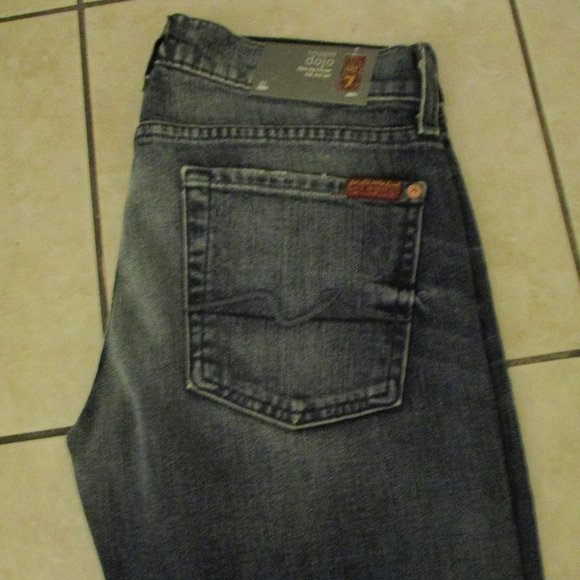 7 FOR ALL MANKIND ~ DOJO JEANS ~ CROPPED 27 - Picture 11 of 14